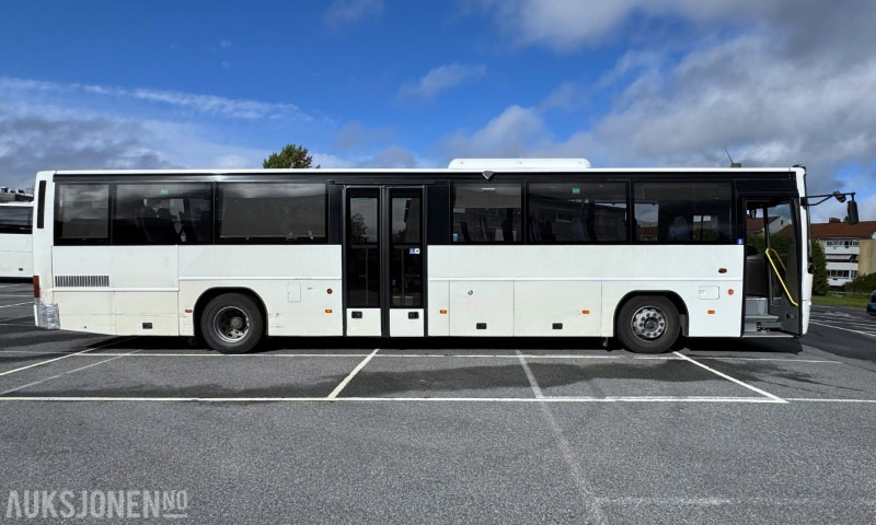 2010 Volvo 8700 B12B, automat, EURO 5, HC rampe, alkolås, kamera, luft - Autobuz: Foto 3 2010 Volvo 8700 B12B, automat, EURO 5, HC rampe, alkolås, kamera, luft - Autobuz: Foto 3