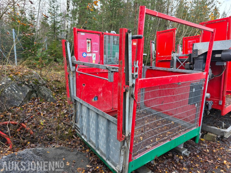 Bøcker byggeplassheiser 5 stk inklusive master og fester - Echipamente de constructii: Foto 2 Bøcker byggeplassheiser 5 stk inklusive master og fester - Echipamente de constructii: Foto 2