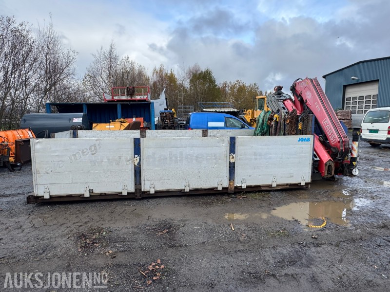 2008 CMT krokflak med karmer og Fassi F215 kran - Camion: Foto 4 2008 CMT krokflak med karmer og Fassi F215 kran - Camion: Foto 4