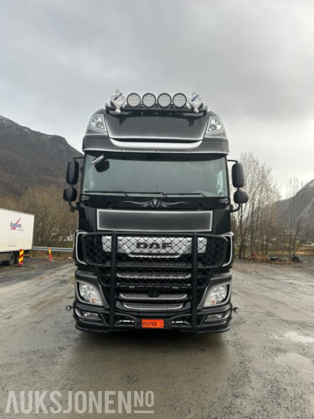 DAF XF 530 - Cap tractor: Foto 1 DAF XF 530 - Cap tractor: Foto 1