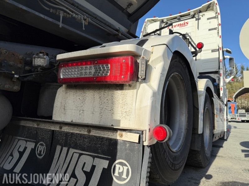 Volvo FH540 6x4 – 2019-modell | Tandemtrekker med tipp-hydraulikk, luftfjæring og retarder - Cap tractor: Foto 4 Volvo FH540 6x4 – 2019-modell | Tandemtrekker med tipp-hydraulikk, luftfjæring og retarder - Cap tractor: Foto 4