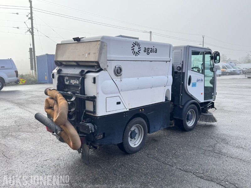 2017 Bucher CityCat 2020XL Feiemaskin / Euro 6 - Echipament industrial: Foto 4 2017 Bucher CityCat 2020XL Feiemaskin / Euro 6 - Echipament industrial: Foto 4