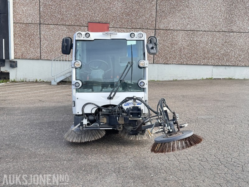 2017 Bucher CityCat 2020XL Feiemaskin / Euro 6 - Echipament industrial: Foto 2 2017 Bucher CityCat 2020XL Feiemaskin / Euro 6 - Echipament industrial: Foto 2