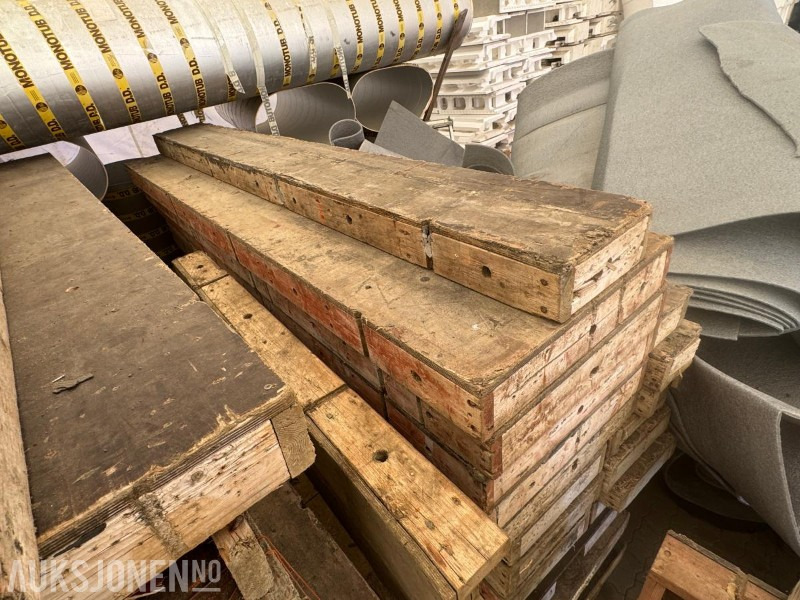 Forskaling selges i pakke - Echipamente de constructii: Foto 5 Forskaling selges i pakke - Echipamente de constructii: Foto 5