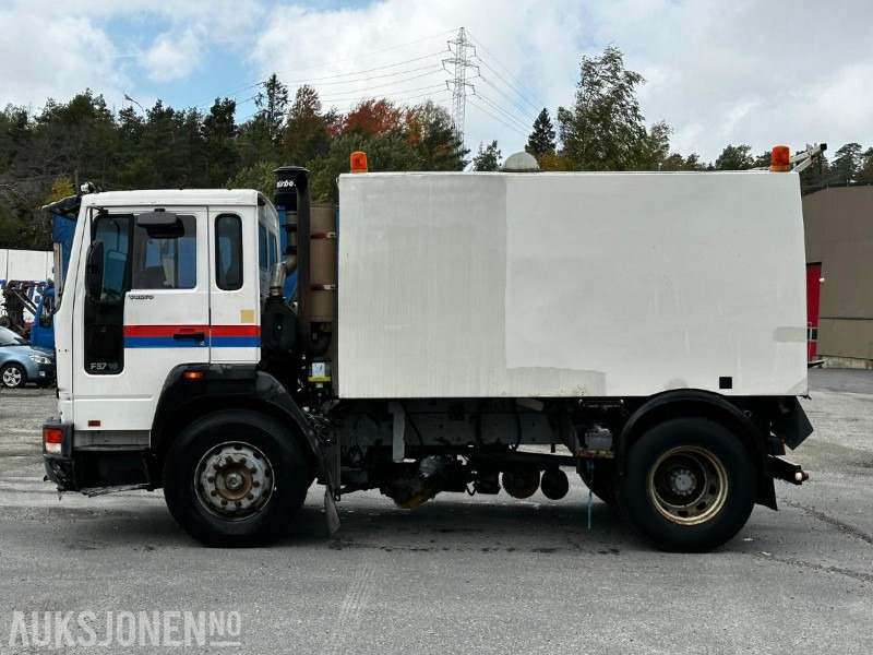 1995 Volvo FS 718 4x2 Sopebil/Feiebil - Maşina comunala: Foto 4 1995 Volvo FS 718 4x2 Sopebil/Feiebil - Maşina comunala: Foto 4