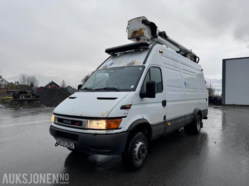 2005 Iveco Daily, Liftbil - UniJet - HPT 65C15, 230.604 km - Nifty lift - VM 140 med personkorg - Sertifisert lift til juni 2026 - Maşina comunala: Foto 1 2005 Iveco Daily, Liftbil - UniJet - HPT 65C15, 230.604 km - Nifty lift - VM 140 med personkorg - Sertifisert lift til juni 2026 - Maşina comunala: Foto 1