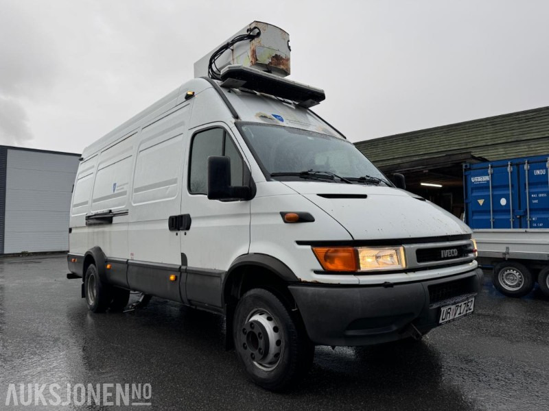 2005 Iveco Daily, Liftbil - UniJet - HPT 65C15, 230.604 km - Nifty lift - VM 140 med personkorg - Sertifisert lift til juni 2026 - Maşina comunala: Foto 3 2005 Iveco Daily, Liftbil - UniJet - HPT 65C15, 230.604 km - Nifty lift - VM 140 med personkorg - Sertifisert lift til juni 2026 - Maşina comunala: Foto 3