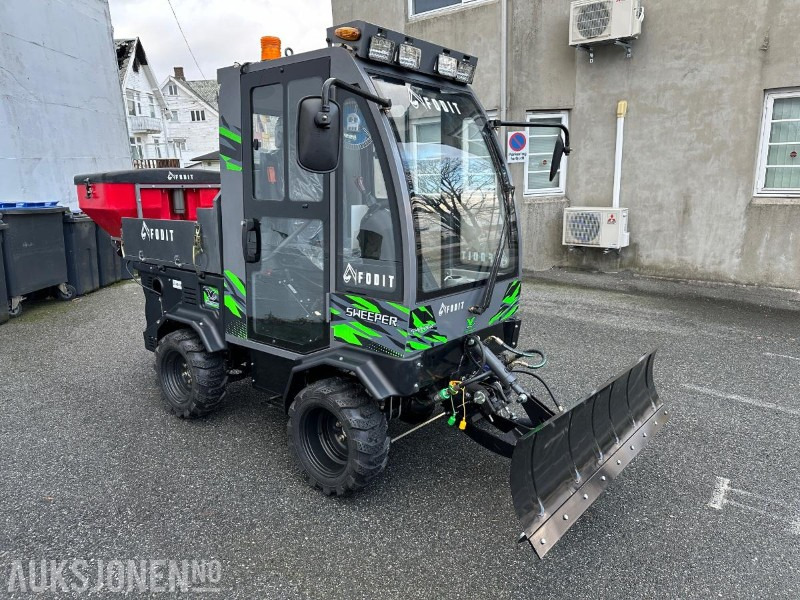 Maşina comunala FODIT REDSKAPSBÆRER FT-130 FOR SOMMER-VINTERBRUK 2025 modell - Demomaskin: Foto 7