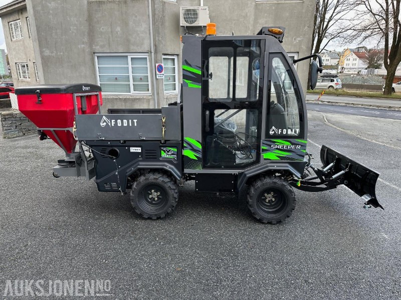 Maşina comunala FODIT REDSKAPSBÆRER FT-130 FOR SOMMER-VINTERBRUK 2025 modell - Demomaskin: Foto 8