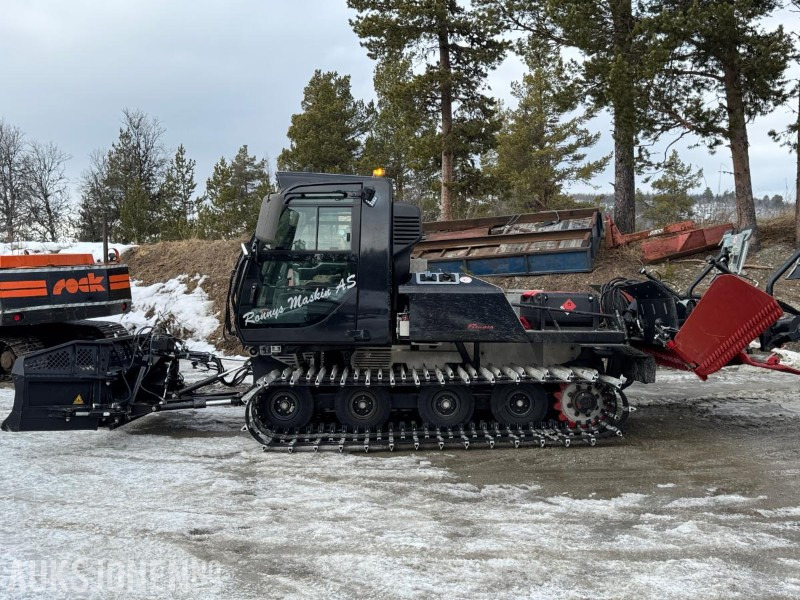 Prinoth Husky Tiller tråkkemaskin / Sporsetter / 2435 timer - Echipamente de constructii: Foto 2 Prinoth Husky Tiller tråkkemaskin / Sporsetter / 2435 timer - Echipamente de constructii: Foto 2