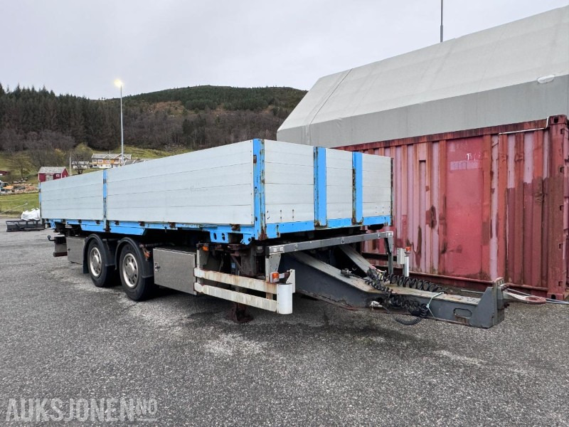 2002 Goebel & Sohn Containerchassi / Boggi kjerre med Kögel ER 74 Vekselflak med aluminiumskarmer - Supersingel hjul - Remorcă: Foto 3 2002 Goebel & Sohn Containerchassi / Boggi kjerre med Kögel ER 74 Vekselflak med aluminiumskarmer - Supersingel hjul - Remorcă: Foto 3