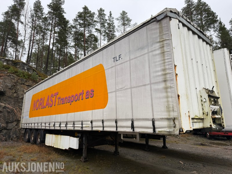 Krone Profi Liner Nordic SD kapellsemi – hevbart tak – medbringertruck-feste – åpning begge sider - Remorcă: Foto 3 Krone Profi Liner Nordic SD kapellsemi – hevbart tak – medbringertruck-feste – åpning begge sider - Remorcă: Foto 3