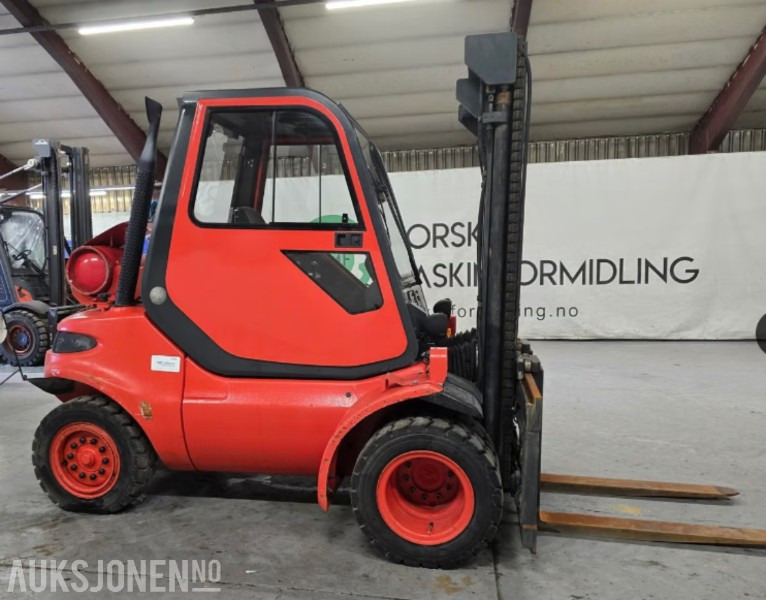 2005 Linde H40T KUN 1074 Timer - Stivuitor: Foto 3 2005 Linde H40T KUN 1074 Timer - Stivuitor: Foto 3