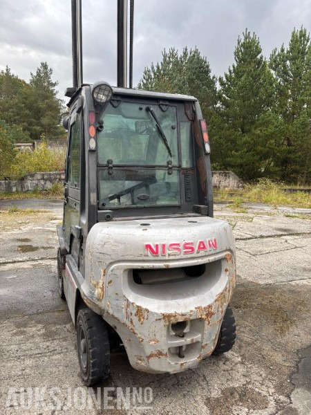 2010 Nissan Y1D2A25Q - Stivuitor: Foto 3 2010 Nissan Y1D2A25Q - Stivuitor: Foto 3