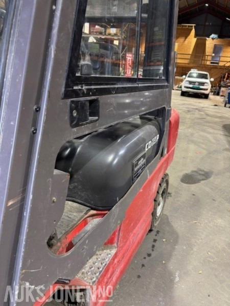 2012 Manitou CD 25 P - Gaffeltruck - Timer: 1997 - Stivuitor: Foto 3 2012 Manitou CD 25 P - Gaffeltruck - Timer: 1997 - Stivuitor: Foto 3