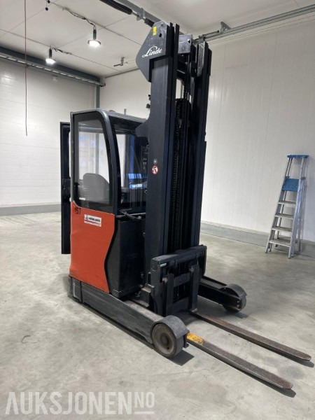 2014 Linde skyvemasttruck lukket R14 - Stivuitor: Foto 1 2014 Linde skyvemasttruck lukket R14 - Stivuitor: Foto 1