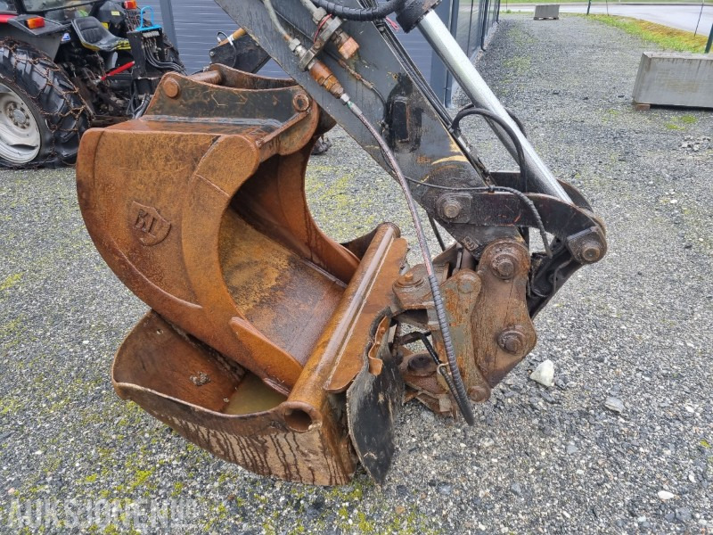Terex TC75- Terex TC75 - hydraulisk puss, graveskuffe, skjær, to-delt bom. - Excavator: Foto 2 Terex TC75- Terex TC75 - hydraulisk puss, graveskuffe, skjær, to-delt bom. - Excavator: Foto 2