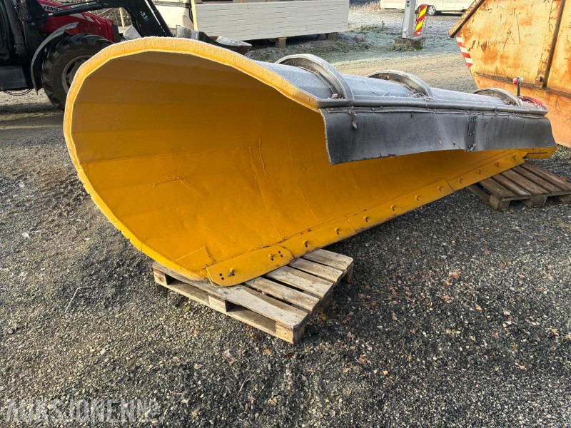 1984 Stiansen & Øya Brøyteskjær Skjær - Utilaje agricole: Foto 1 1984 Stiansen & Øya Brøyteskjær Skjær - Utilaje agricole: Foto 1