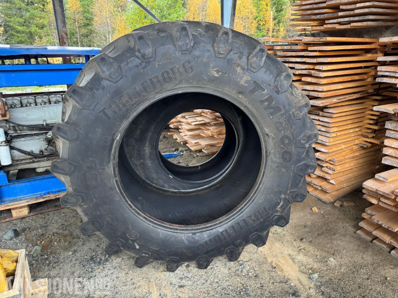 2 stk. traktordekk Trelleborg TM600 650/65 R38 og Firestone Performer 85 480/70 R30 - Utilaje agricole: Foto 1 2 stk. traktordekk Trelleborg TM600 650/65 R38 og Firestone Performer 85 480/70 R30 - Utilaje agricole: Foto 1
