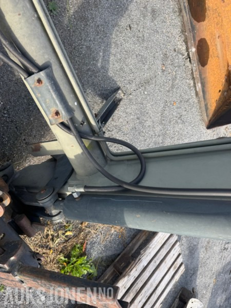 2003 Quicke UM Frontlaster for traktor - Utilaje agricole: Foto 5 2003 Quicke UM Frontlaster for traktor - Utilaje agricole: Foto 5