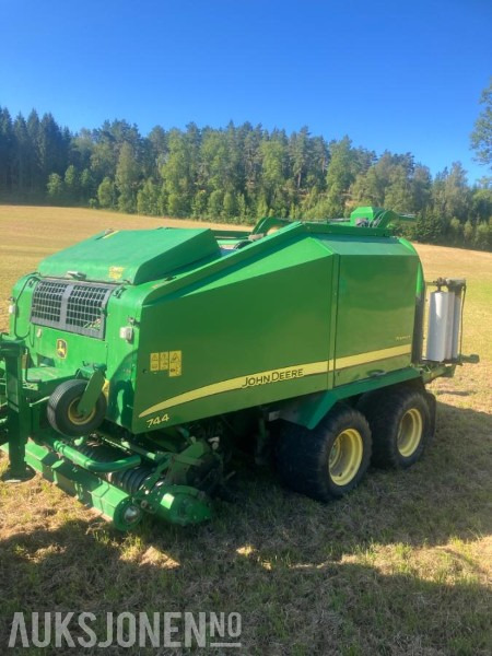 Utilaje agricole 2011 John Deere 744 Premium Rundballepresse / Kombipresse: Foto 1