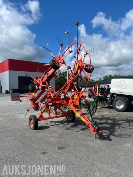 2012 Kuhn GF7802 spreder. - Utilaje agricole: Foto 1 2012 Kuhn GF7802 spreder. - Utilaje agricole: Foto 1