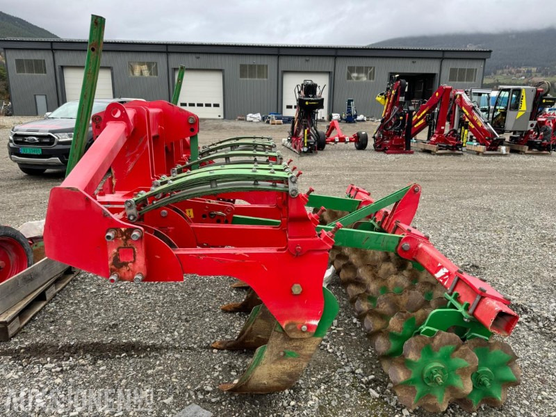 2012 UNIA grubbeplog med reservedeler - Utilaje agricole: Foto 4 2012 UNIA grubbeplog med reservedeler - Utilaje agricole: Foto 4