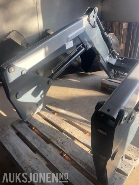 Ålø 36 komplett laster SMS/Trima/EURO feste m. hydr. redskapslås og 3. funksjon. Passer Valtra m.fl. - Utilaje agricole: Foto 4 Ålø 36 komplett laster SMS/Trima/EURO feste m. hydr. redskapslås og 3. funksjon. Passer Valtra m.fl. - Utilaje agricole: Foto 4