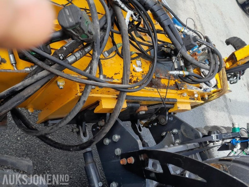 Bomford B58 kantklipper med klippehode - Utilaje agricole: Foto 4 Bomford B58 kantklipper med klippehode - Utilaje agricole: Foto 4