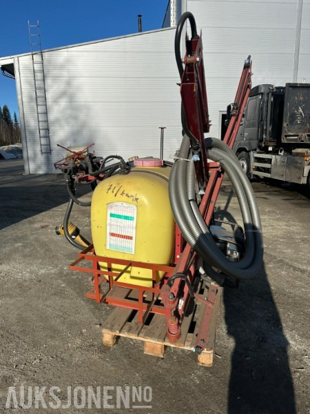 Hardi åkersprøyte 400 liter med sidebommer. - Utilaje agricole: Foto 3 Hardi åkersprøyte 400 liter med sidebommer. - Utilaje agricole: Foto 3