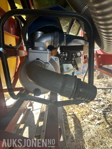 Hardi åkersprøyte 400 liter med sidebommer. - Utilaje agricole: Foto 5 Hardi åkersprøyte 400 liter med sidebommer. - Utilaje agricole: Foto 5