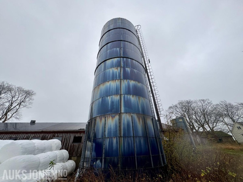 Harvestore Gresssilo - Utilaje agricole: Foto 1 Harvestore Gresssilo - Utilaje agricole: Foto 1