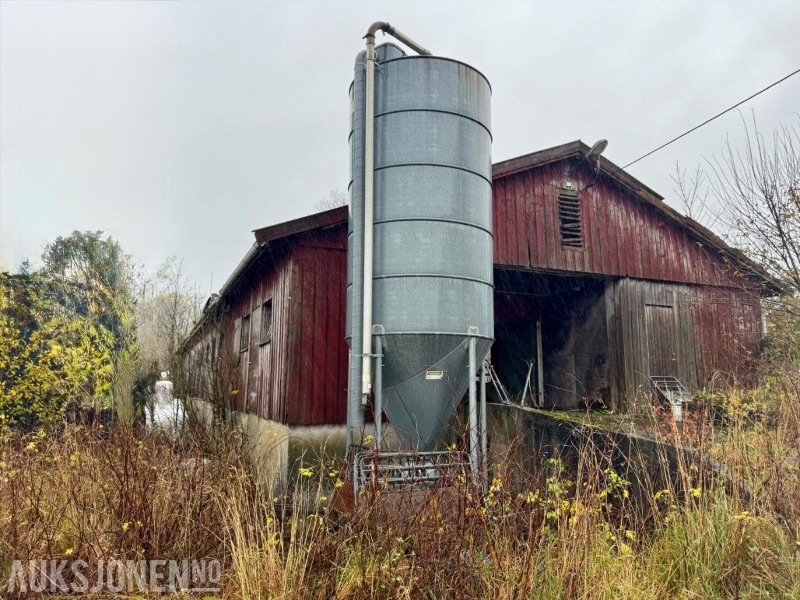 Helland Kraftforsilo - Utilaje agricole: Foto 1 Helland Kraftforsilo - Utilaje agricole: Foto 1