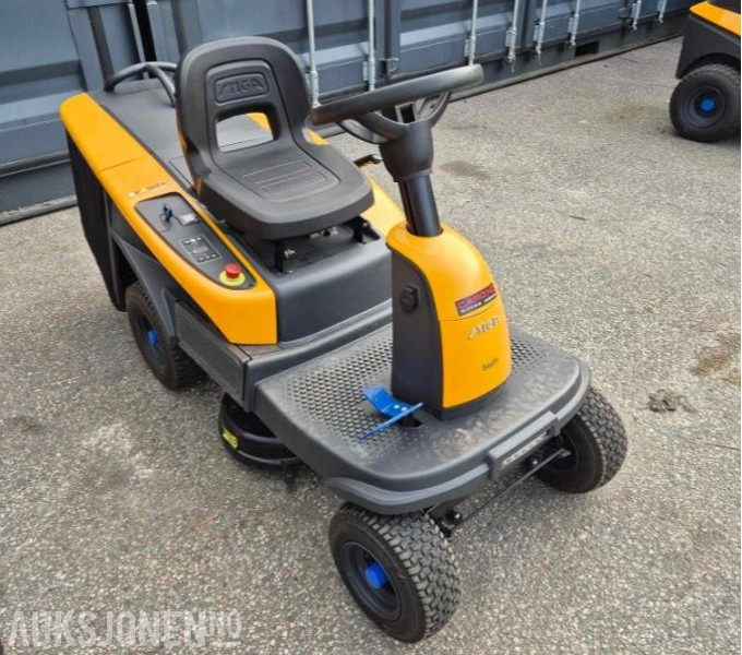 Stiga SWIFT 372 E SITTEKLIPPER - Batteridrift - Utstillingsmodell - Ikke brukt/kun flyttet på - Utilaje agricole: Foto 1 Stiga SWIFT 372 E SITTEKLIPPER - Batteridrift - Utstillingsmodell - Ikke brukt/kun flyttet på - Utilaje agricole: Foto 1