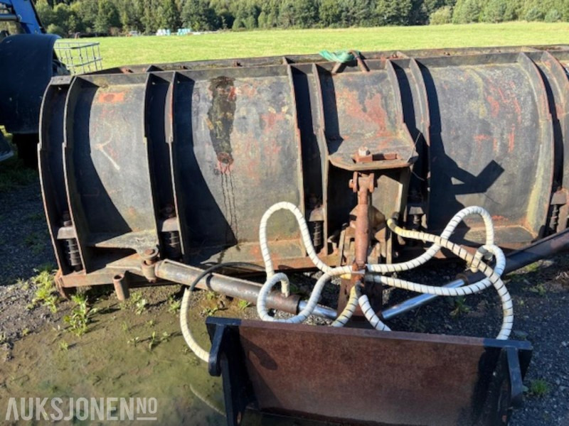 Tellefsdal Kommunalblad / Skjær - Utilaje agricole: Foto 4 Tellefsdal Kommunalblad / Skjær - Utilaje agricole: Foto 4