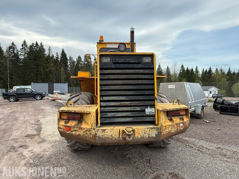 Volvo L120 Hjullaster - 4x4 - Gjerstad 2900L skuff - Nylig byttet dekk - Vekt montert - Încărcător frontal pe pneuri: Foto 5 Volvo L120 Hjullaster - 4x4 - Gjerstad 2900L skuff - Nylig byttet dekk - Vekt montert - Încărcător frontal pe pneuri: Foto 5