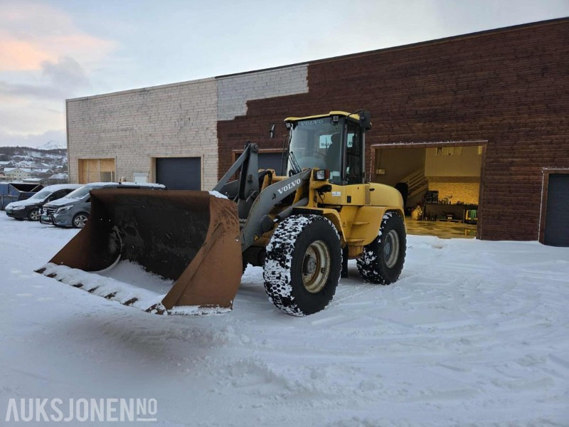Volvo L45B Hjullaster - Încărcător frontal pe pneuri: Foto 1 Volvo L45B Hjullaster - Încărcător frontal pe pneuri: Foto 1