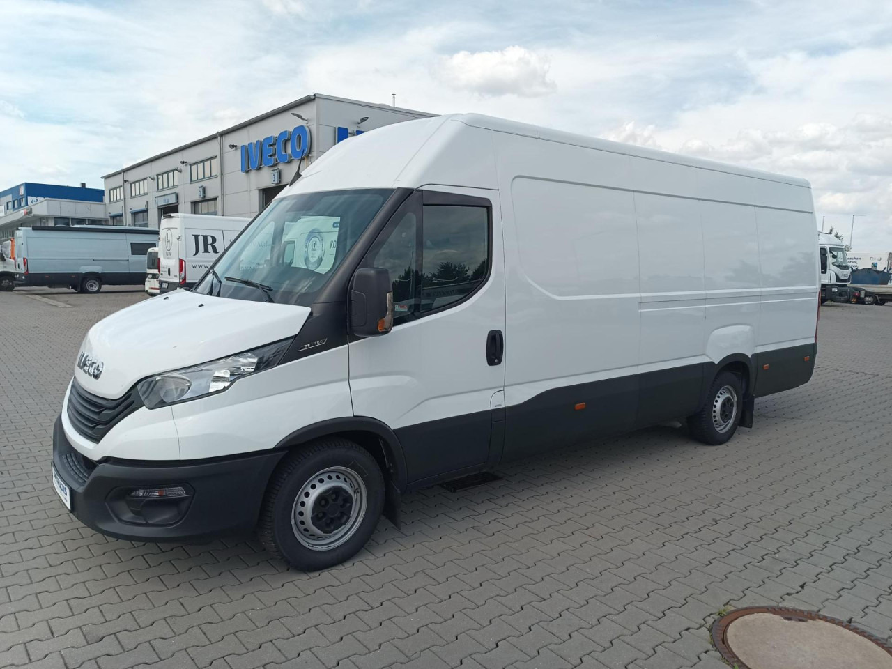 IVECO Daily 35S16V - Dubă: Foto 1 IVECO Daily 35S16V - Dubă: Foto 1