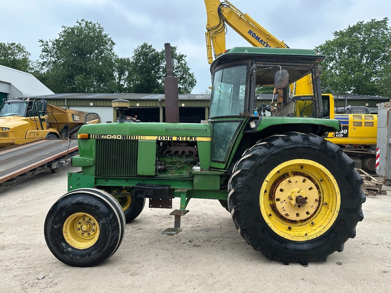 John Deere 4040 AIRCO - Tractor agricol: Foto 3 John Deere 4040 AIRCO - Tractor agricol: Foto 3
