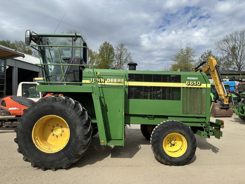 John Deere 6650 FOR PARTS - Combină de Recoltat Furaj: Foto 2 John Deere 6650 FOR PARTS - Combină de Recoltat Furaj: Foto 2