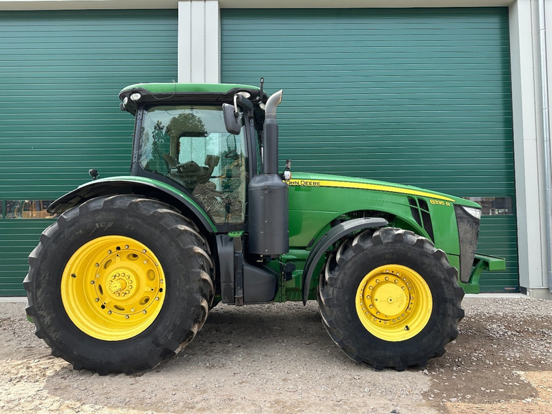 John Deere 8335R AutoPower - Tractor agricol: Foto 4 John Deere 8335R AutoPower - Tractor agricol: Foto 4