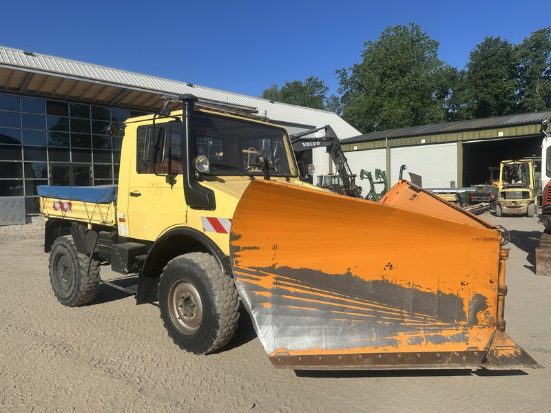 Mercedes-Benz Unimog U 1000 32.883km // ORIGINAL MILEAGE - Tractor agricol: Foto 2 Mercedes-Benz Unimog U 1000 32.883km // ORIGINAL MILEAGE - Tractor agricol: Foto 2