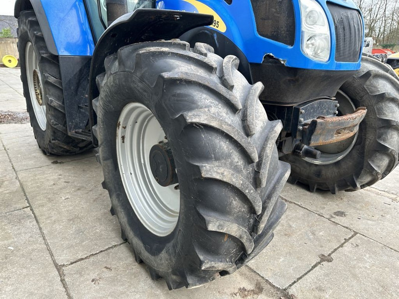 Tractor agricol New Holland TVT 195 Dutch registration: Foto 11