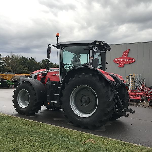 Massey Ferguson MF 8S.305 Exclusive - Tractor agricol: Foto 5 Massey Ferguson MF 8S.305 Exclusive - Tractor agricol: Foto 5
