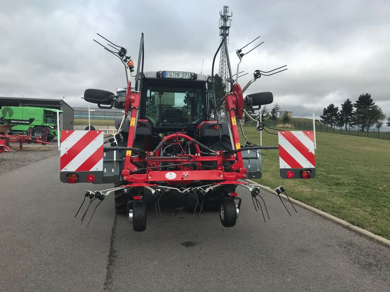 Massey Ferguson MF TD 524 DN / FELLA SANOS 5204 DN - Maşină de întors fânul: Foto 3 Massey Ferguson MF TD 524 DN / FELLA SANOS 5204 DN - Maşină de întors fânul: Foto 3
