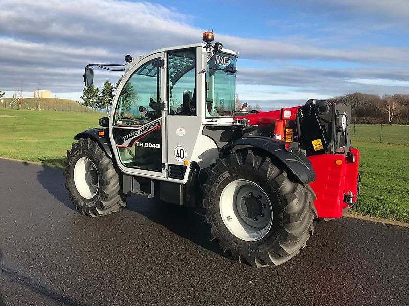 Massey Ferguson MF TH 8043 Exclusive - Stivuitor telescopic: Foto 2 Massey Ferguson MF TH 8043 Exclusive - Stivuitor telescopic: Foto 2
