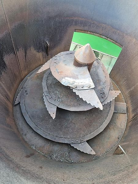 Strautmann Verti-Mix 1050 - Remorcă distribuit furaje: Foto 5 Strautmann Verti-Mix 1050 - Remorcă distribuit furaje: Foto 5