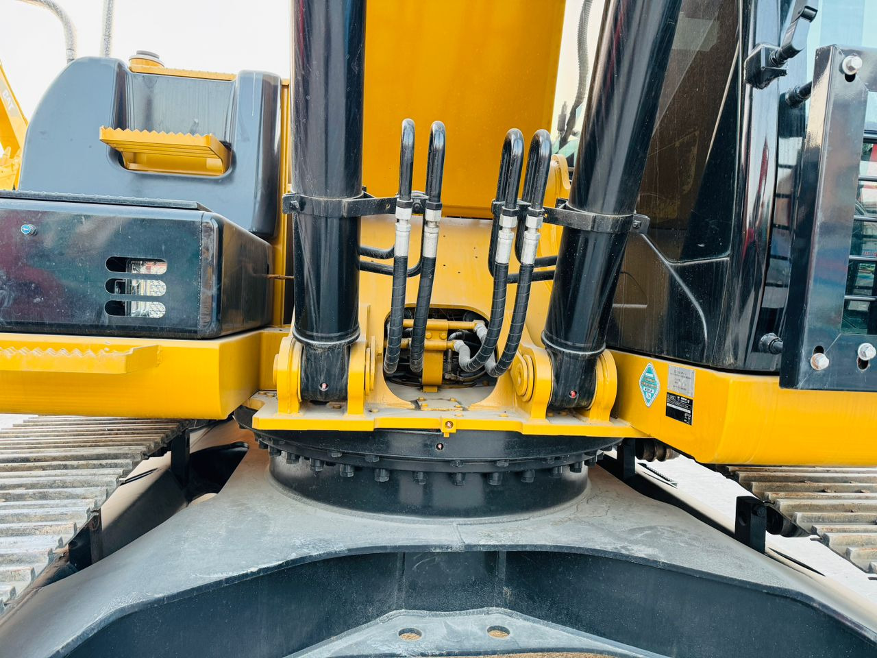CATERPILLAR 325D CAT 320D 320D2 320GC 329D 330D 330D2 Used Excavator in High Quality for Sale - Excavator pe şenile: Foto 5 CATERPILLAR 325D CAT 320D 320D2 320GC 329D 330D 330D2 Used Excavator in High Quality for Sale - Excavator pe şenile: Foto 5