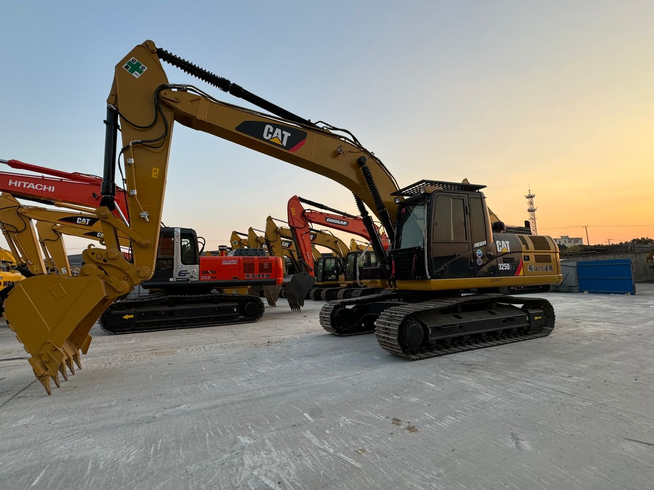 Caterpillar 325D CAT 325D2 329D 330D 330D2 25 Ton Used Excavator for Sale - Excavator pe şenile: Foto 3 Caterpillar 325D CAT 325D2 329D 330D 330D2 25 Ton Used Excavator for Sale - Excavator pe şenile: Foto 3