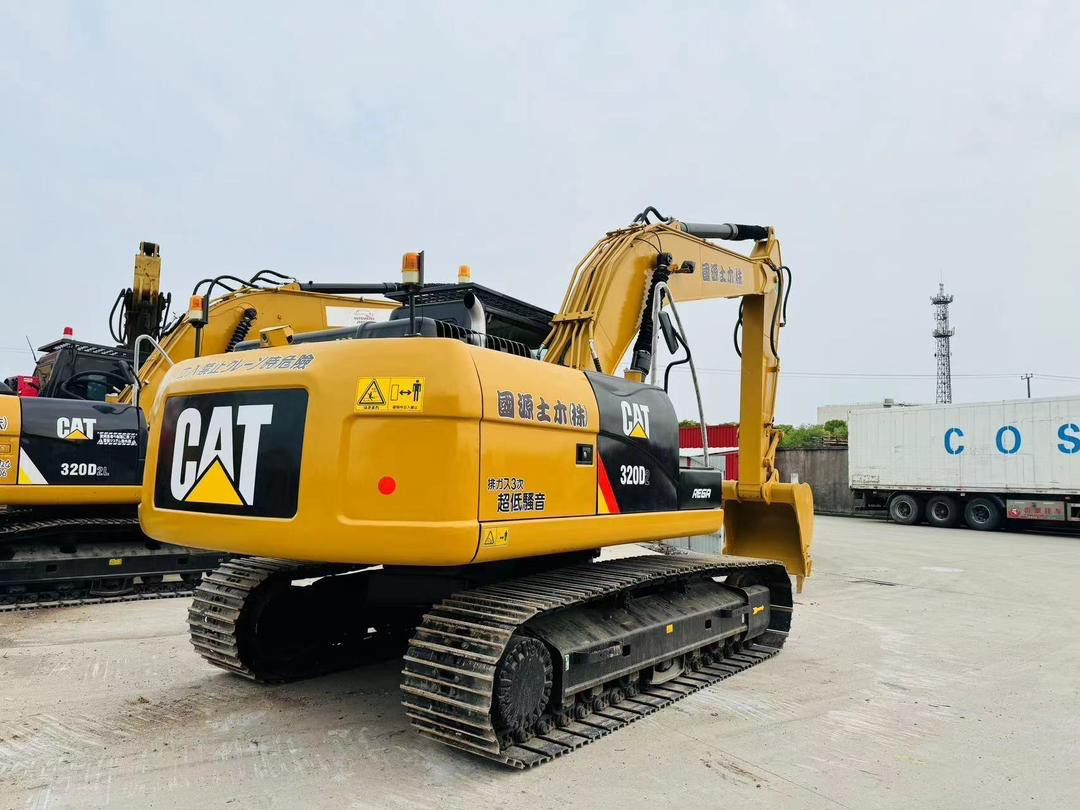 Caterpillar CAT 320D Used Excavator Secondhand Crawler Excavators CAT 320CL 320D2 320GC 320GX 20 Ton Excavator in Great Work Performance - Excavator pe şenile: Foto 2 Caterpillar CAT 320D Used Excavator Secondhand Crawler Excavators CAT 320CL 320D2 320GC 320GX 20 Ton Excavator in Great Work Performance - Excavator pe şenile: Foto 2